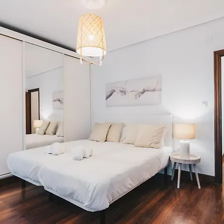 Udaberri By People *