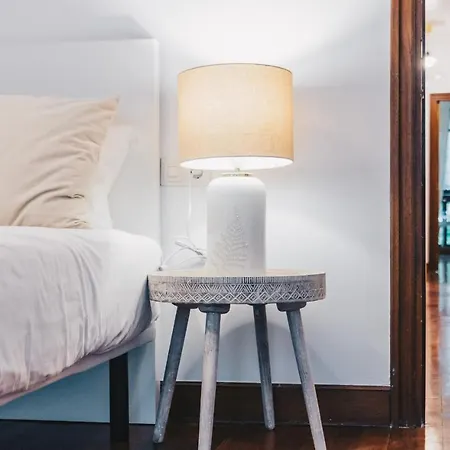 Udaberri By People Daire