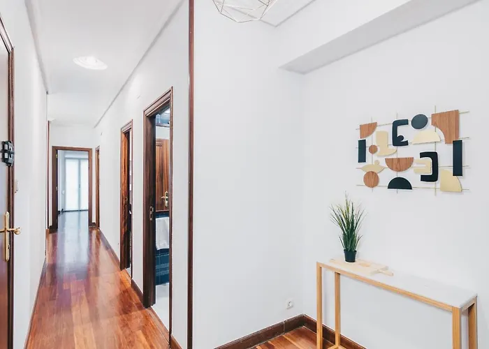 Udaberri By People Saint-Sébastien